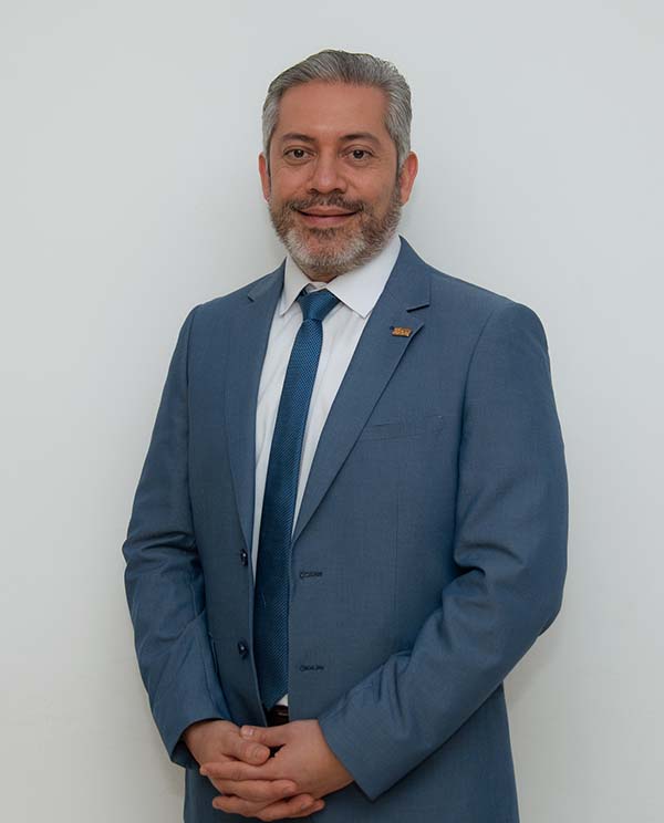 Manuel Solorzano - Presidente